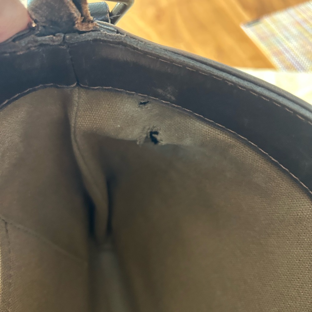Louis Vuitton Omaha Messenger Bag with dust bag - Picture 7 of 8